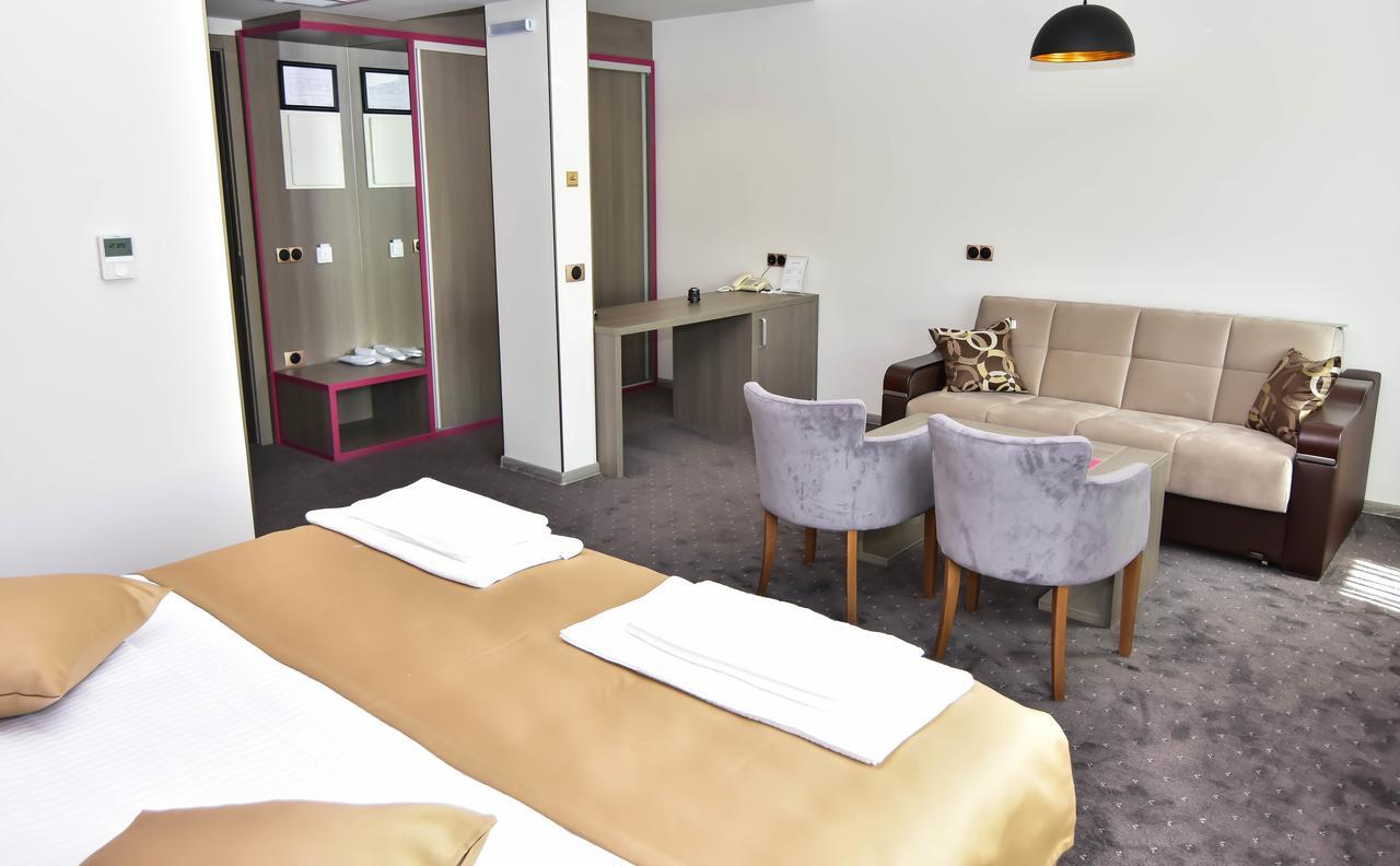 Hotel Kljuc מראה חיצוני תמונה