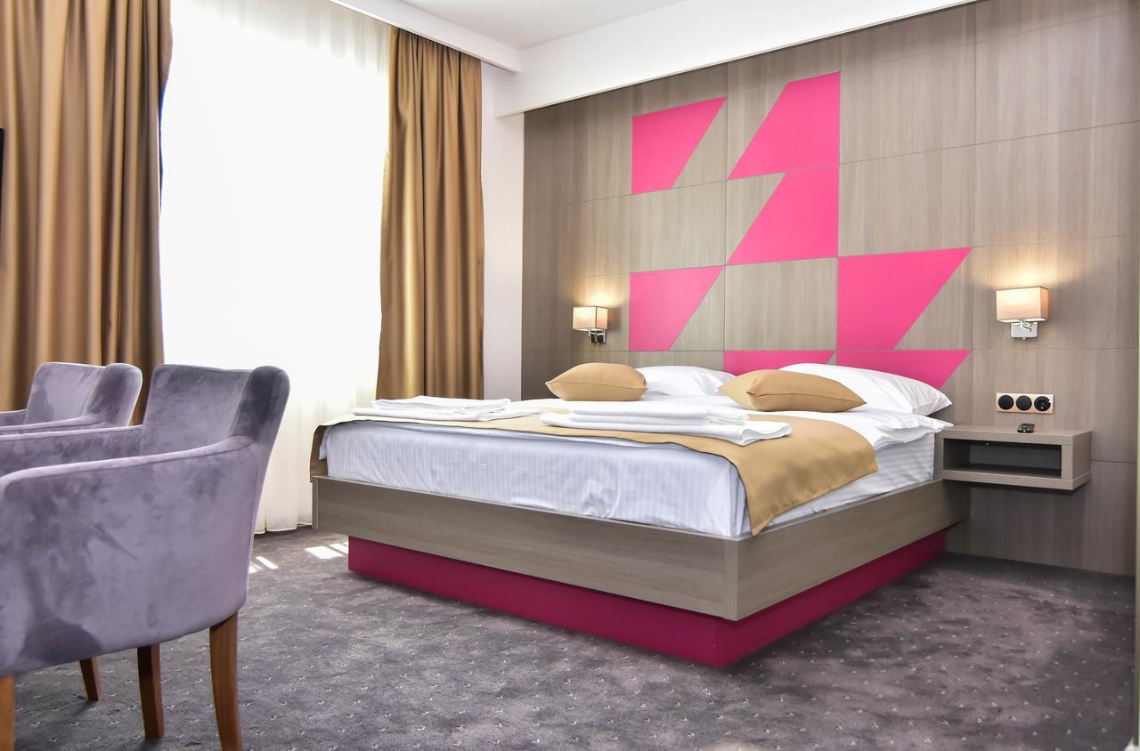 Hotel Kljuc מראה חיצוני תמונה